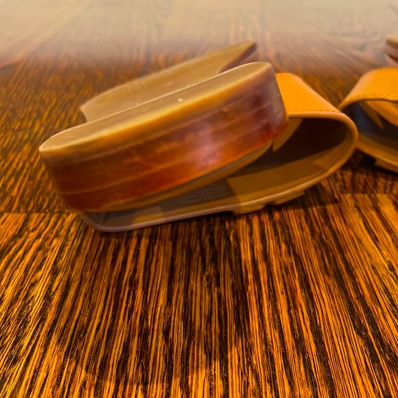 Tory Burch Sandals - Picture 5 of 10